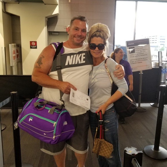 Meet your Posher, Theresa - Picture 2 of 7